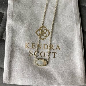 Elisa Gold Pendant Necklace In Mother-Of-Pearl